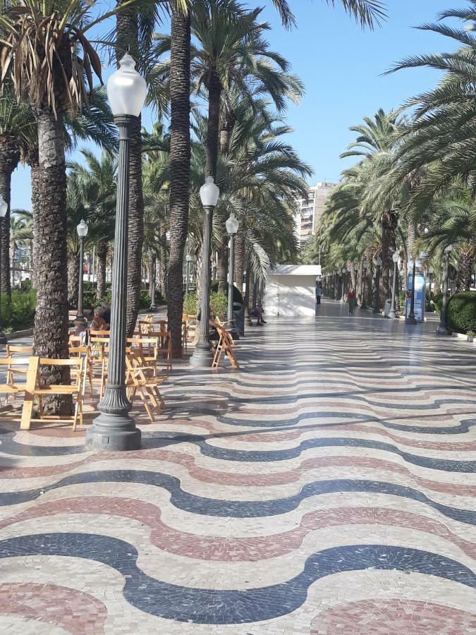 Pension Mexico Alicante Exterior foto